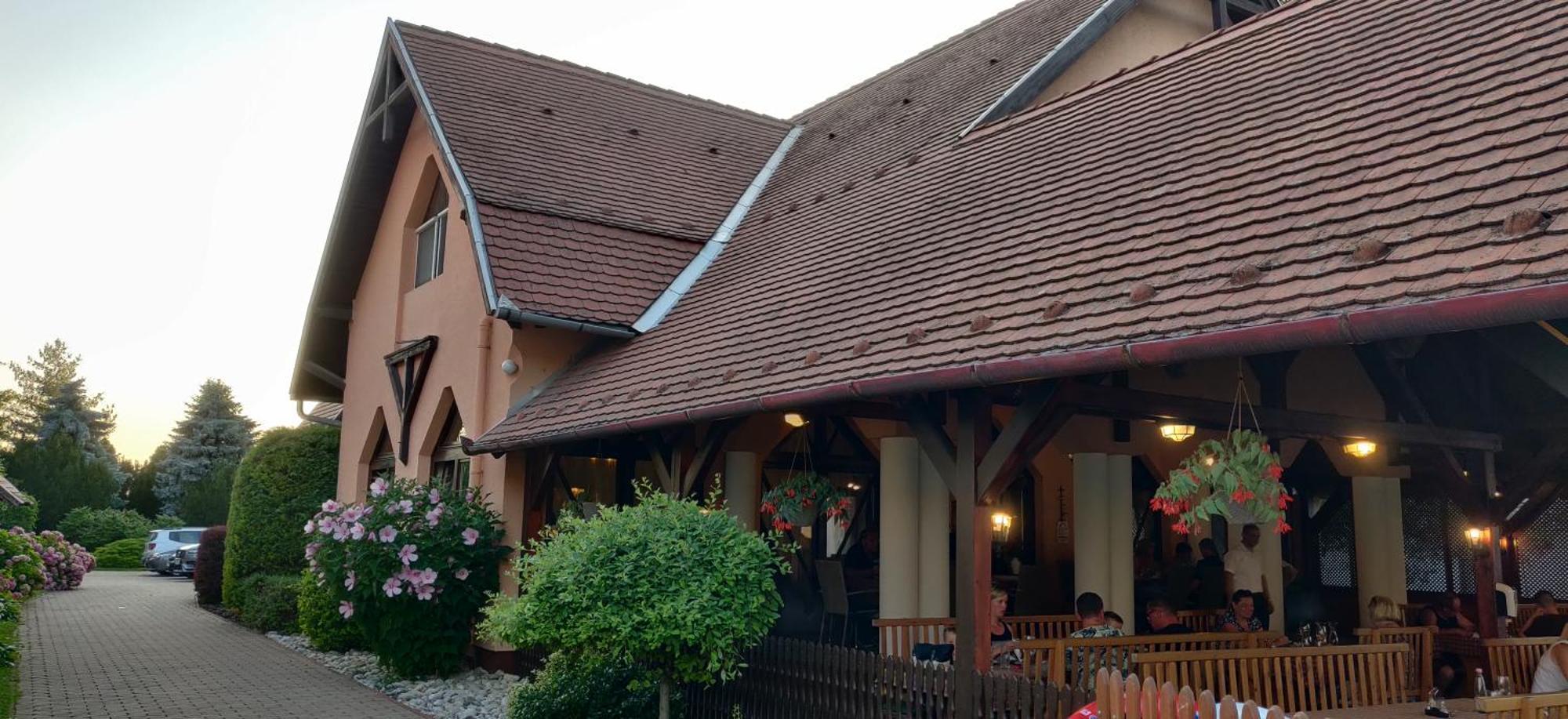 Korona Panzio Bed & Breakfast Balatonberény Eksteriør bilde