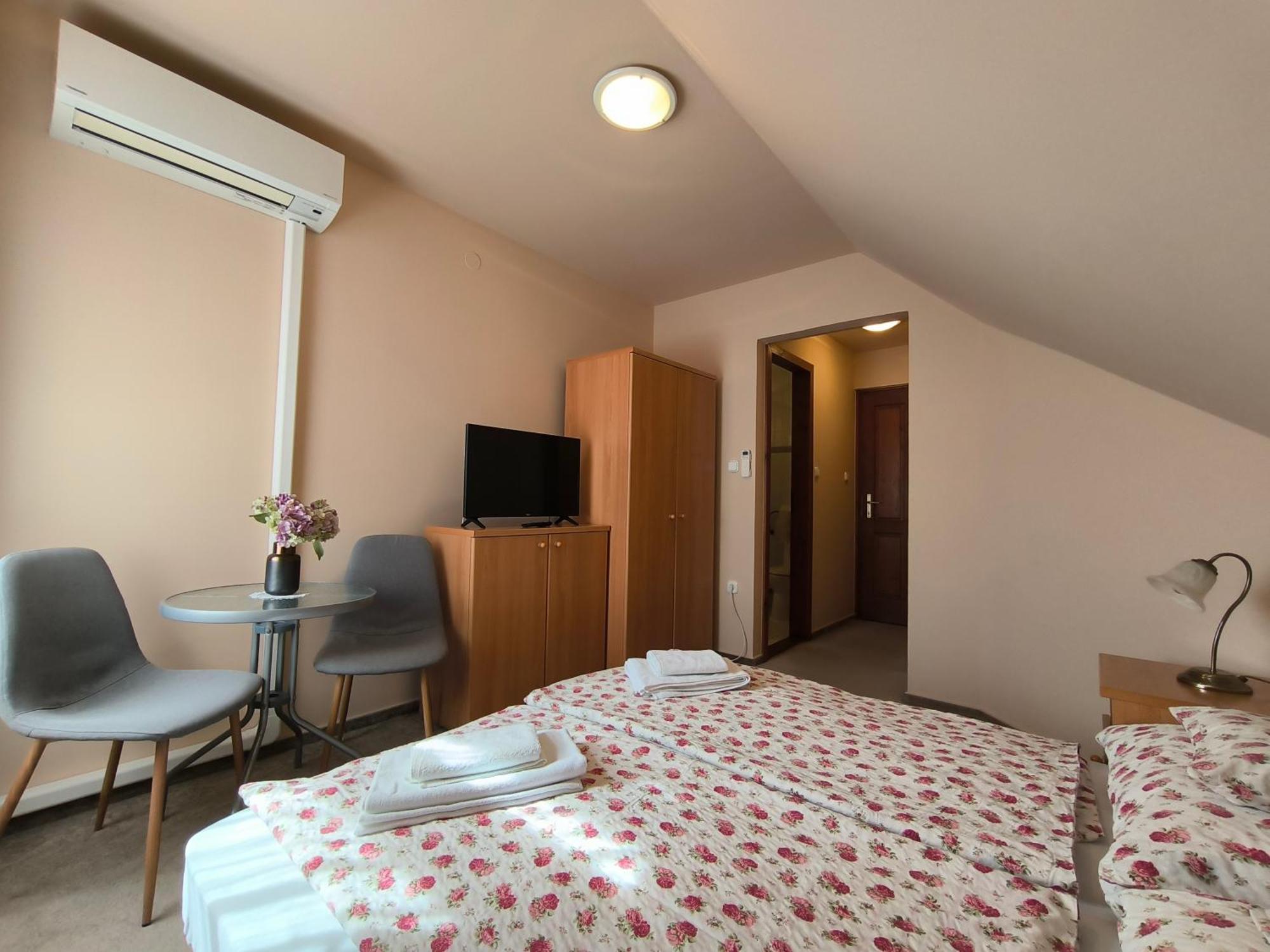 Korona Panzio Bed & Breakfast Balatonberény Eksteriør bilde
